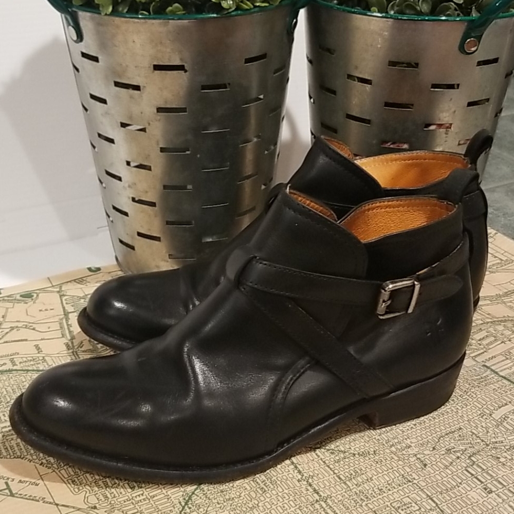 FRYE Dorado Ankle Boots - Black Leather - Size 7M